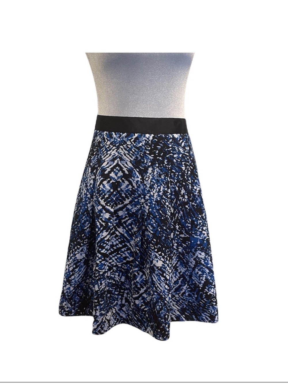 Cleo Petite Aline blue & black abstract print fully lined side zip skirt size 8
